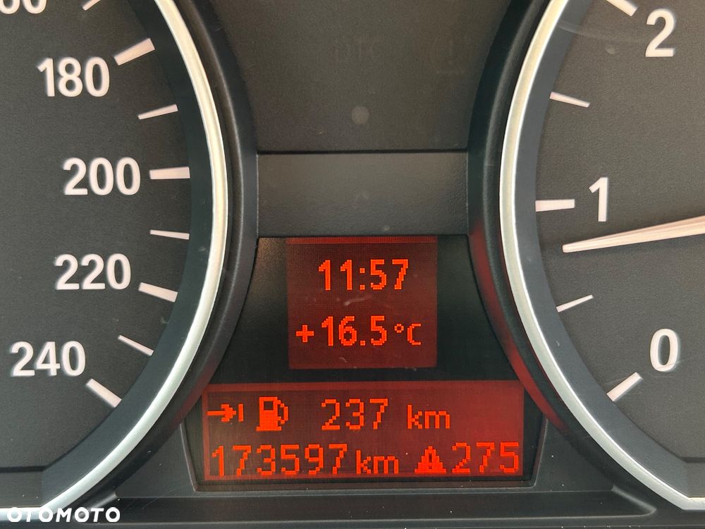 BMW Seria 1 116i - 13