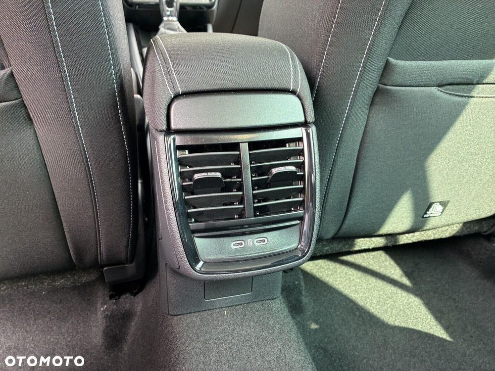 Skoda Kamiq 1.0 TSI Monte Carlo DSG - 26