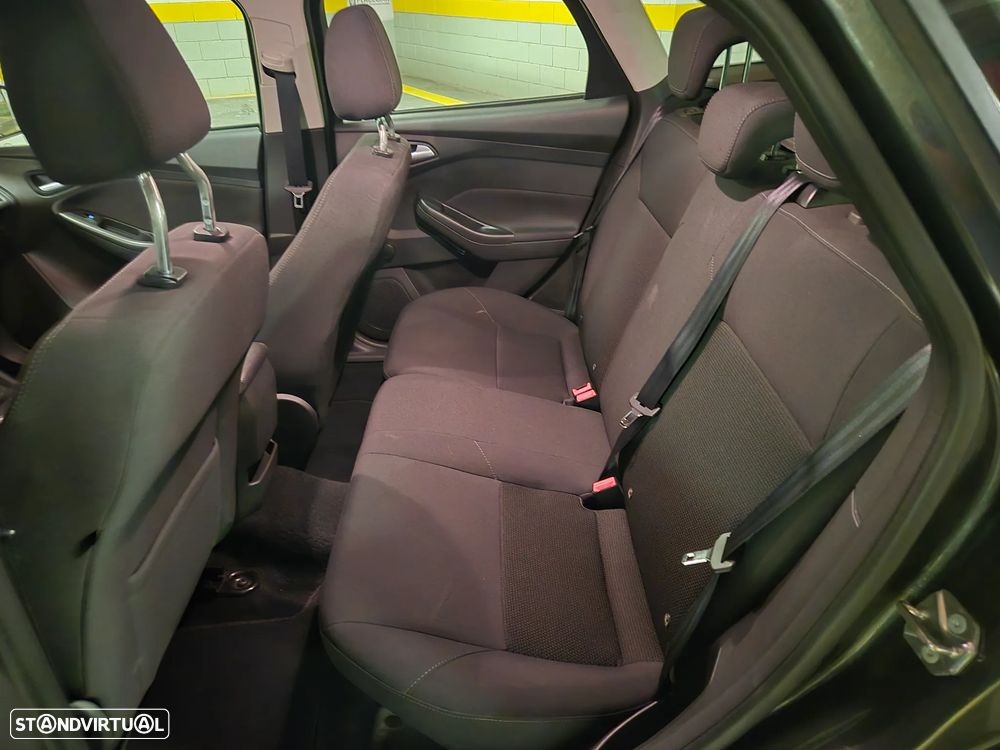 Ford Focus SW 1.5 TDCi Trend+ - 35