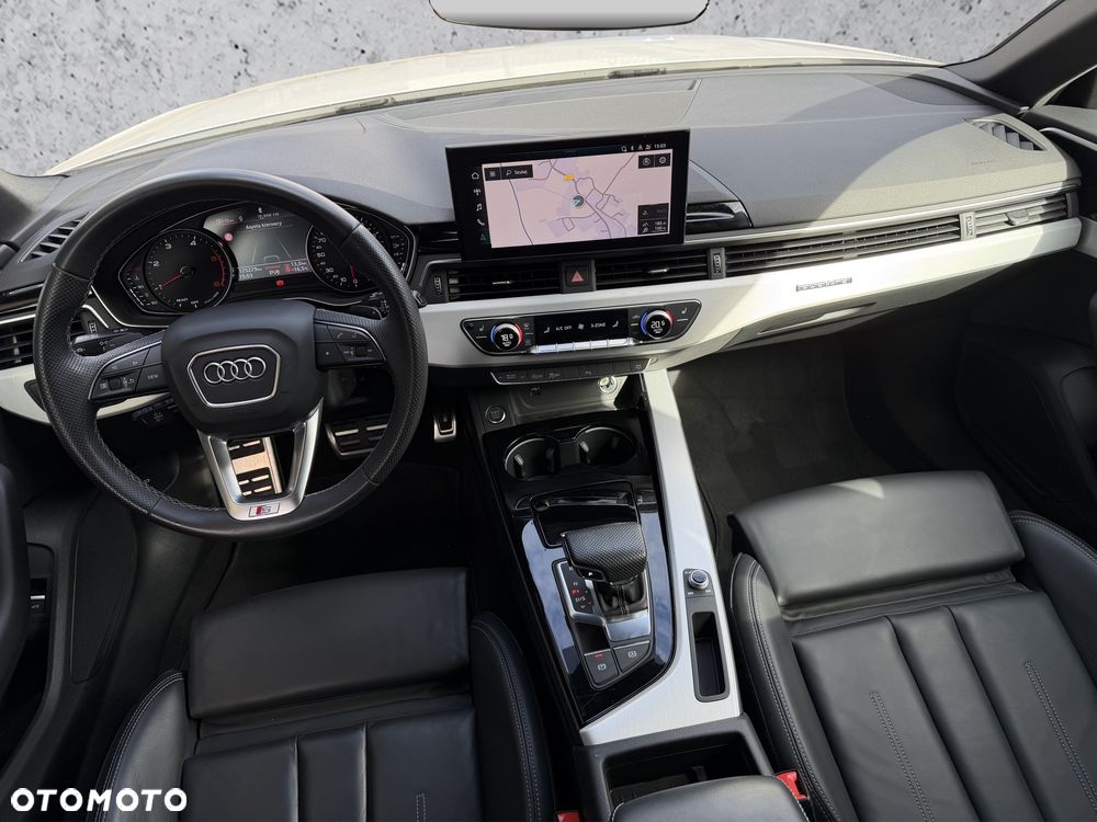 Audi A4 Avant 40 TDI quattro S tronic S line - 12