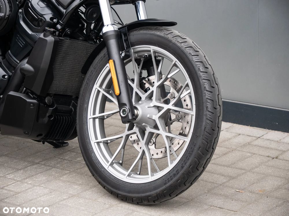 Harley-Davidson Sportster Nightster 975 - 8
