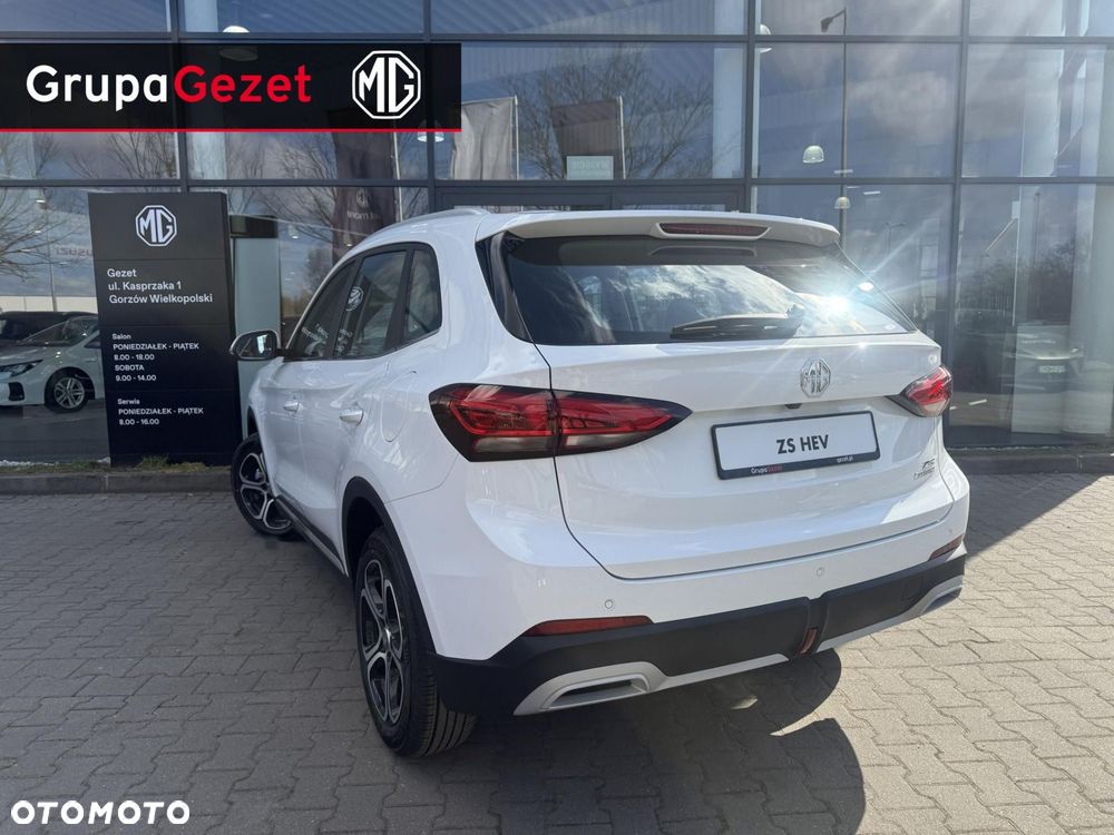 MG ZS - 4