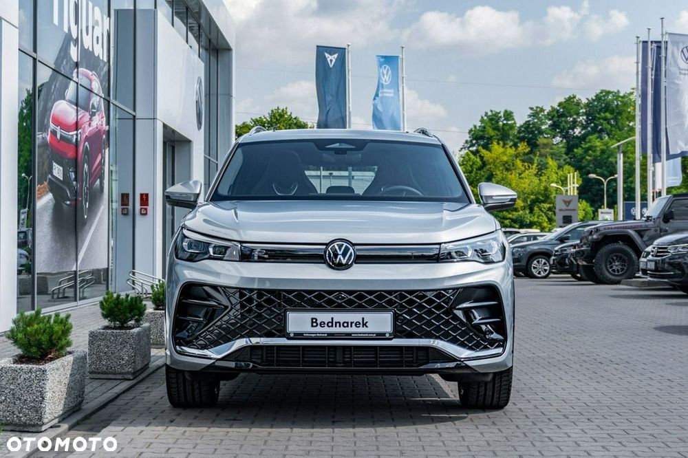 Volkswagen Tiguan - 11