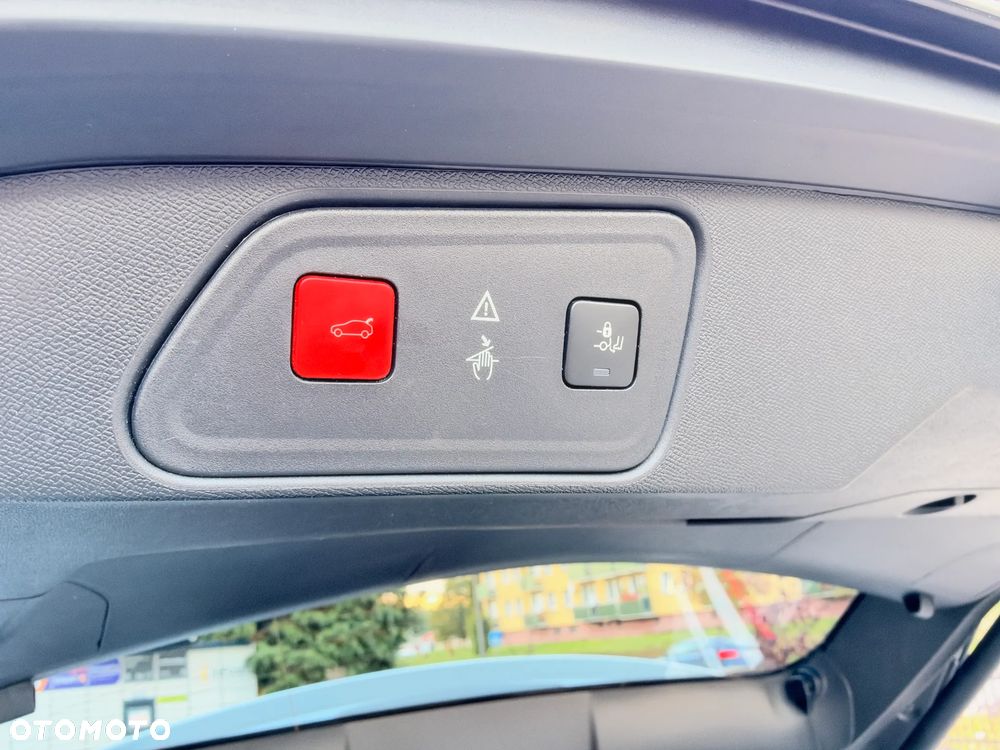 Peugeot 3008 1.2 PureTech Allure S&S EAT6 - 40