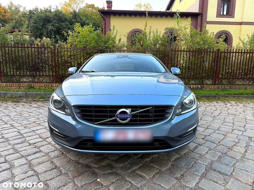 Volvo V60 D3 Momentum - 30
