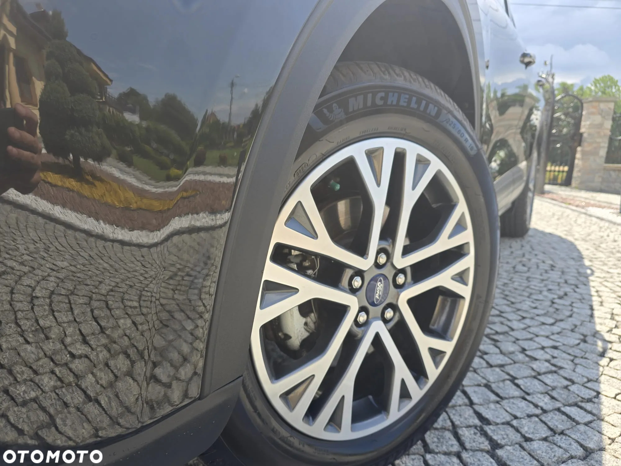 Ford Kuga - 23