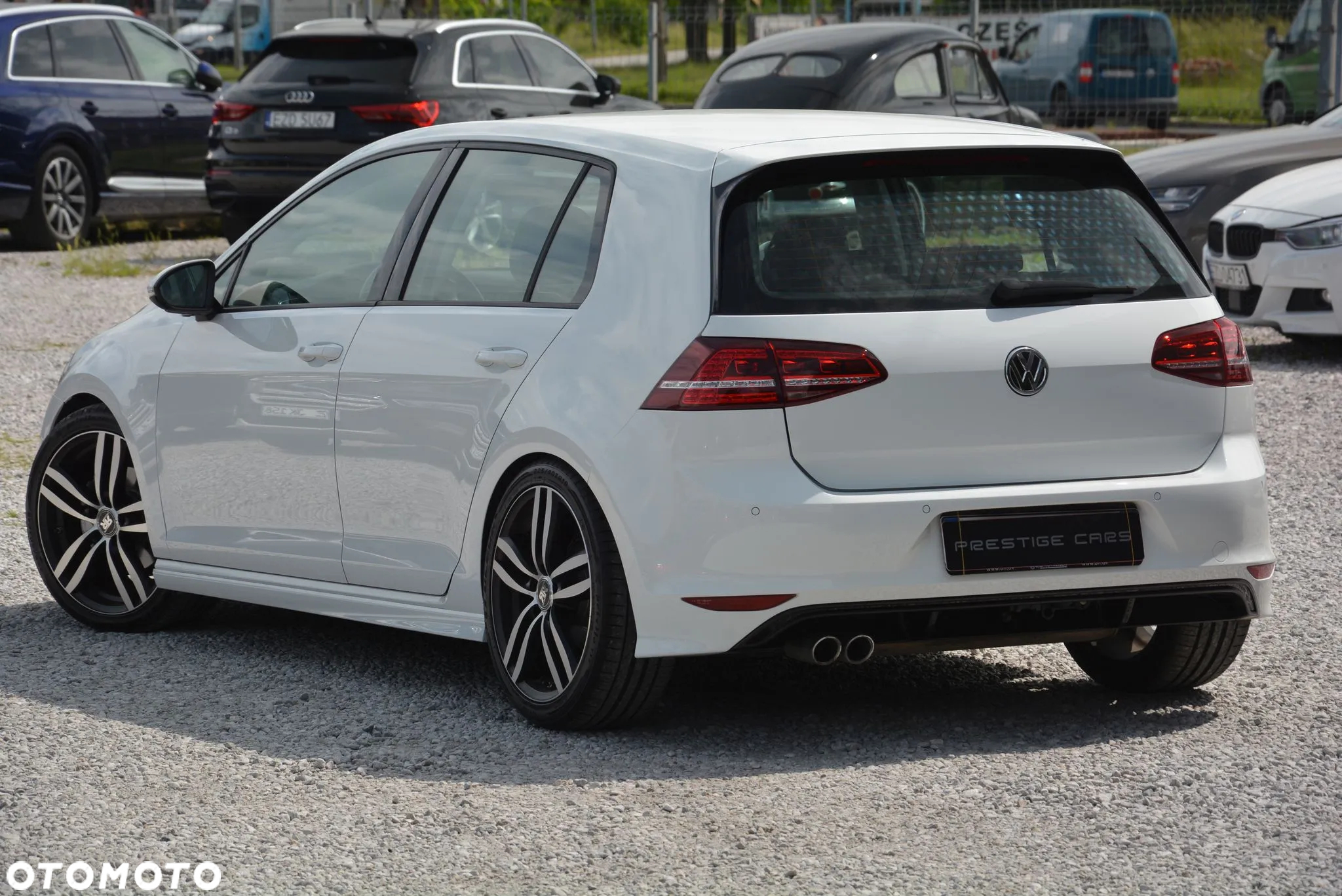 Volkswagen Golf - 12