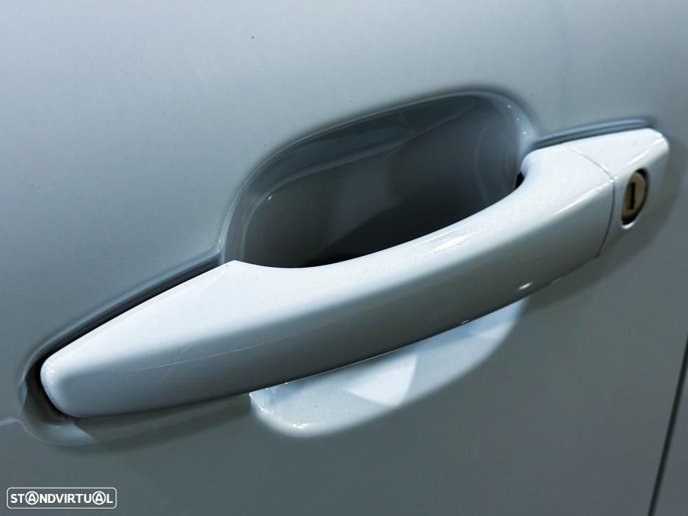 Citroën C4 PureTech 130 Stop&Start EAT8 SHINE - 17