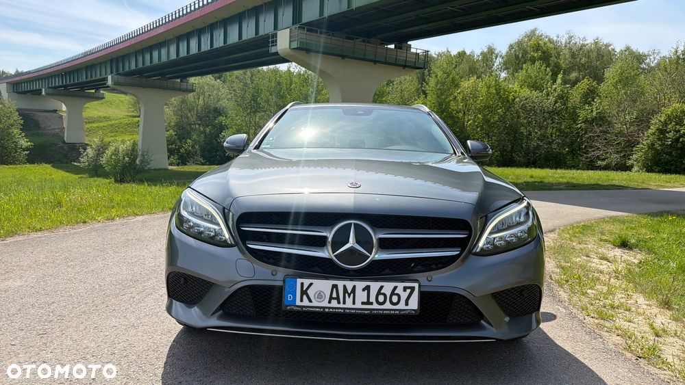 Mercedes-Benz Klasa C 200 d 9G-TRONIC - 36