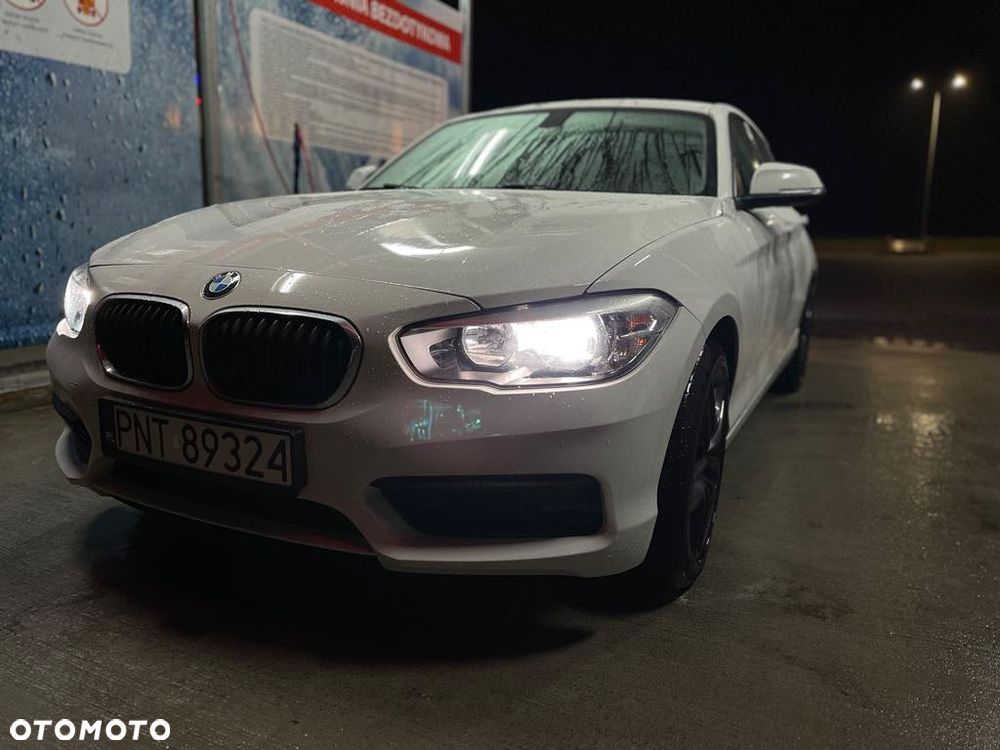 BMW Seria 1 116i - 12