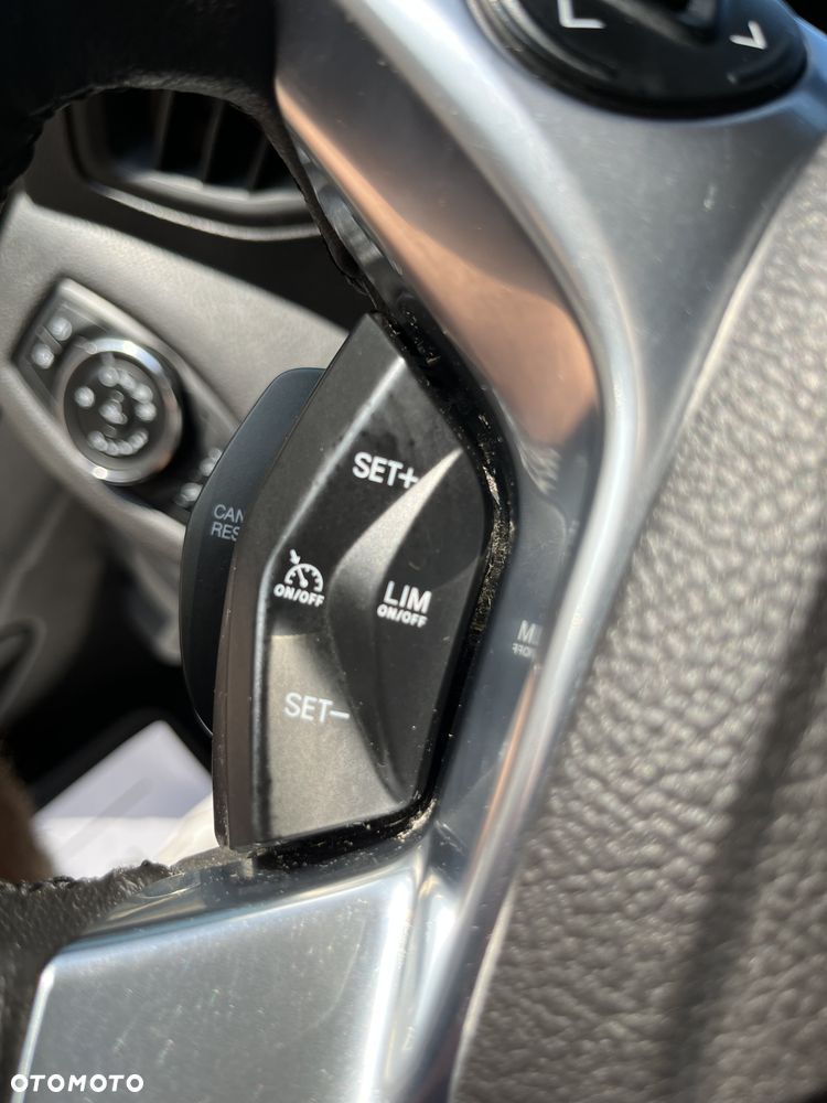 Ford Tourneo Connect Grand - 11