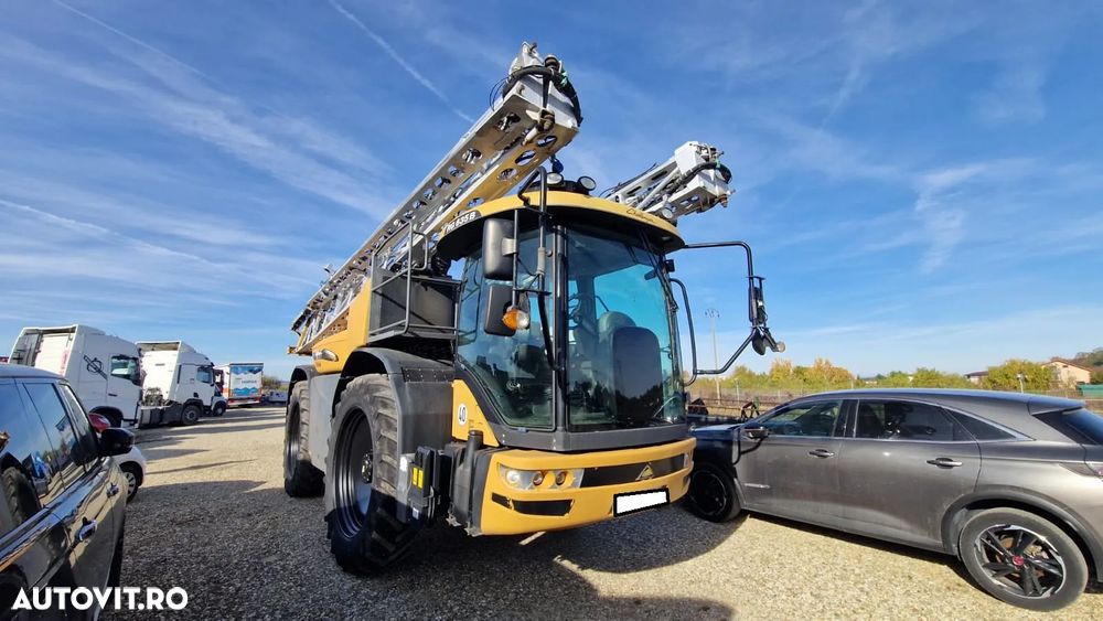 Challenger ROGATOR 635 SPRAYER - 2