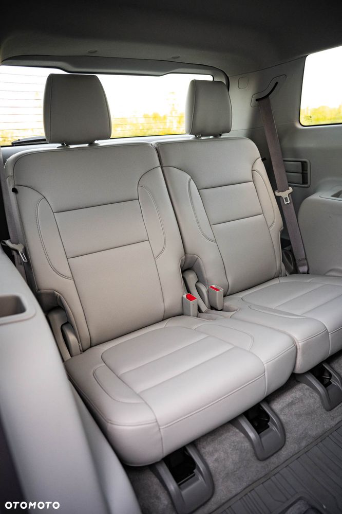 GMC Acadia - 25