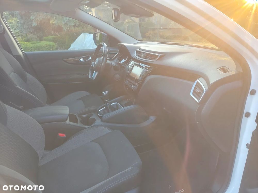 Nissan Qashqai 1.5 dCi Tekna - 14