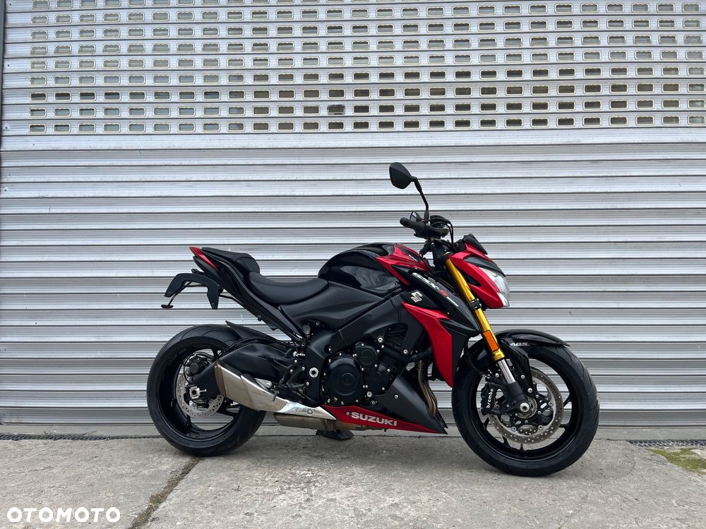 Suzuki GSX 1000 - 35