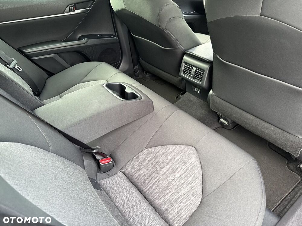 Toyota Camry 2.5 Hybrid Comfort CVT - 16