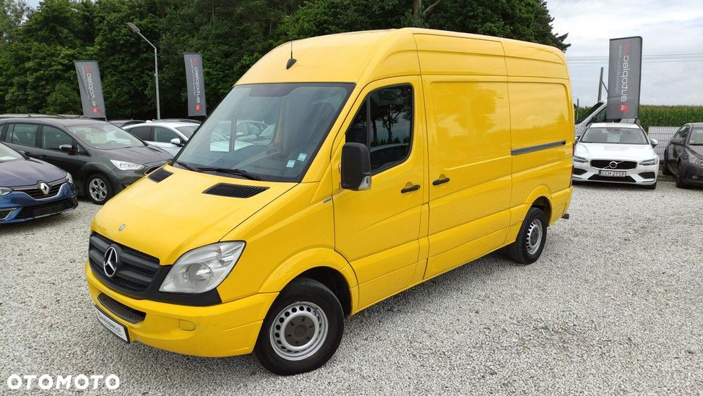 Mercedes-Benz Sprinter - 12