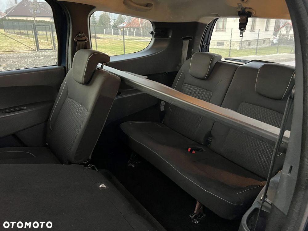 Dacia Lodgy 1.6 SCe Laureate S&S - 9