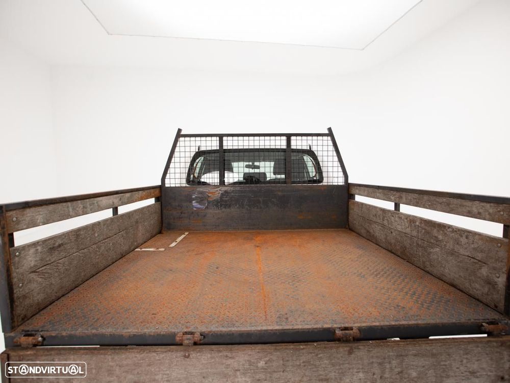 Toyota Hilux 2.4 D-4D 4WD DOUBLE CAB c/IVA - 6