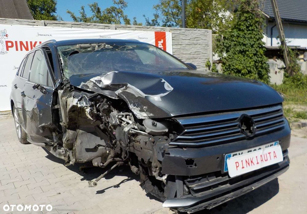 Volkswagen Passat Variant 1.6 TDI SCR DSG - 1
