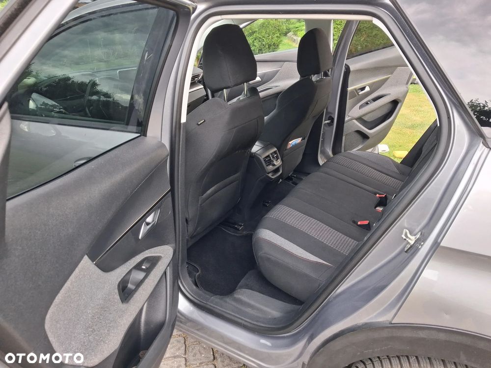 Peugeot 3008 1.6 BlueHDi Active S&S - 12