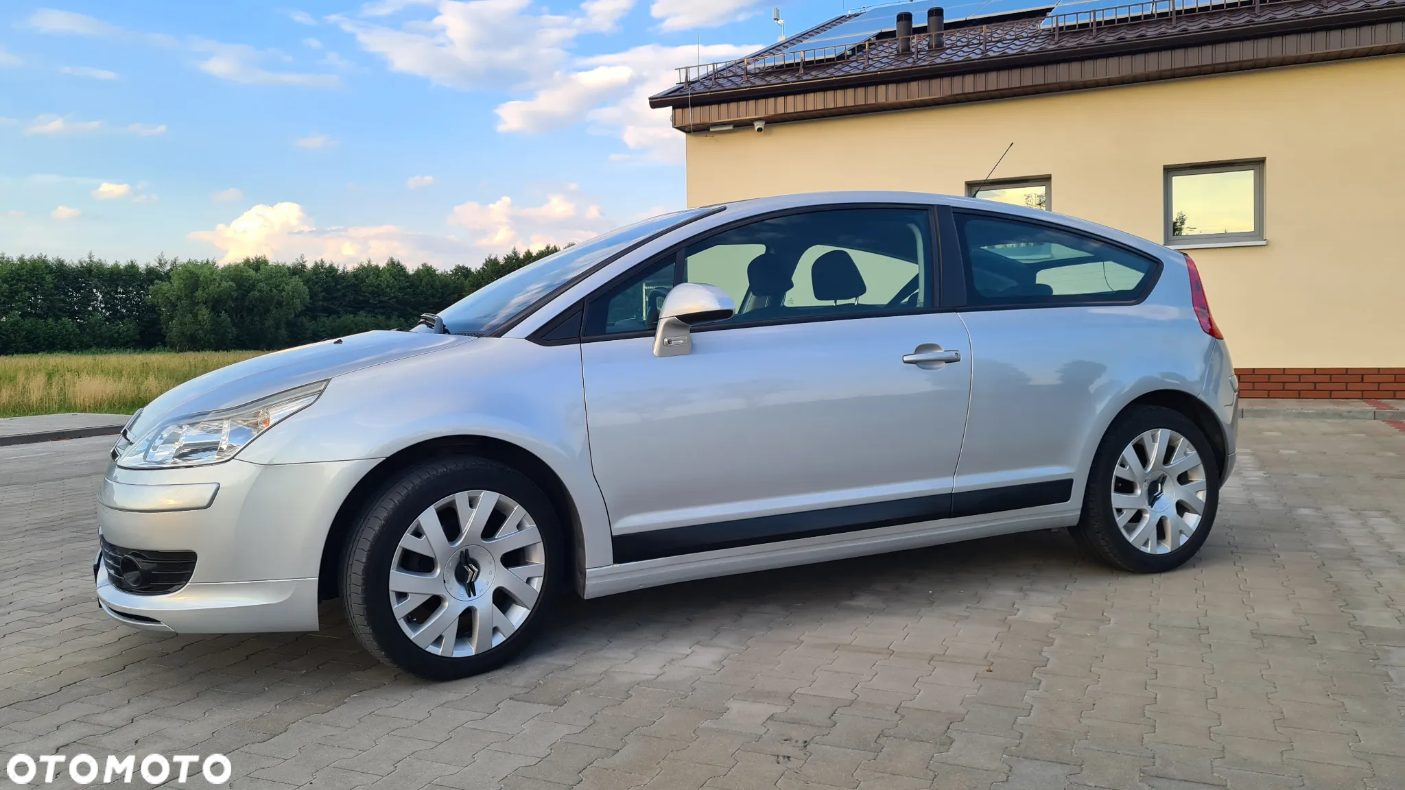 Citroën C4 Coupe 1.6 16V VTR Plus - 2