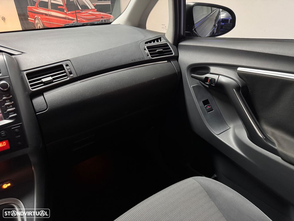 Toyota Verso 1.6 D-4D Exclusive - 12