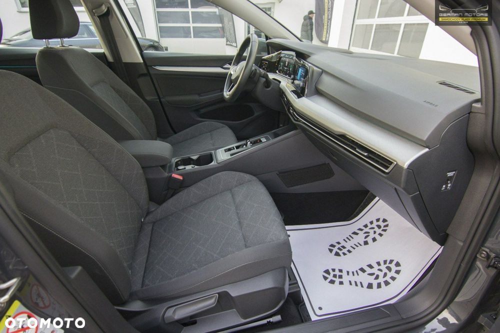 Volkswagen Golf - 27