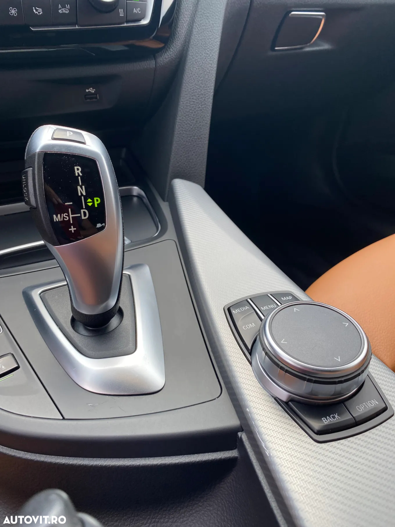 BMW Seria 3 318i Touring Aut. M Sport - 23