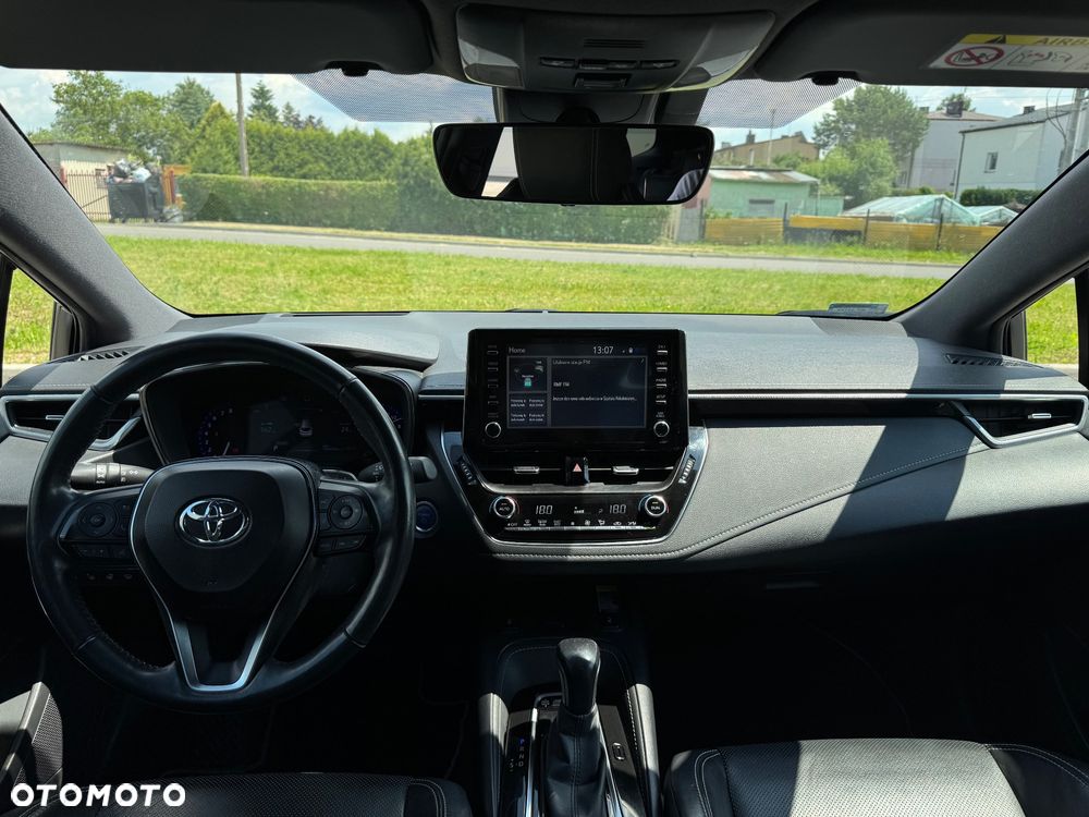 Toyota Corolla - 16