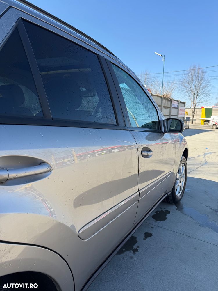 Mercedes-Benz ML - 9