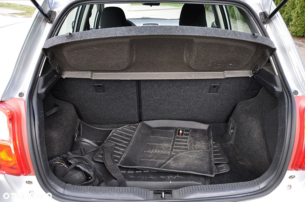 Toyota Auris 1.33 VVT-i Terra Start - 26