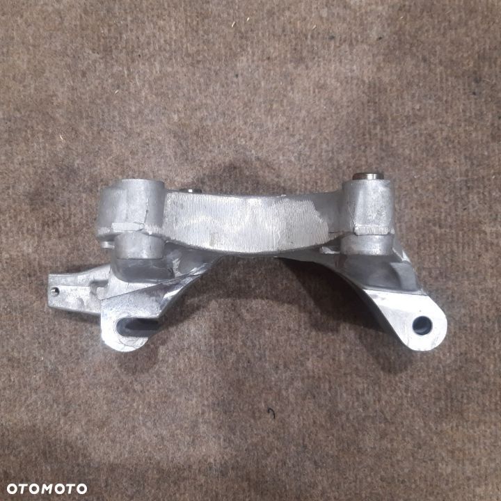 Łapa Mocowanie Alternatora KIA STINGER 3.3i 4x4 - 4