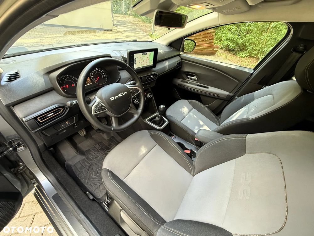 Dacia Jogger 1.0 TCe 110 Extreme 7os - 18
