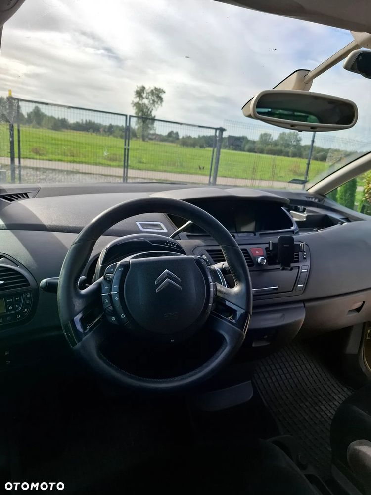 Citroën C4 Picasso - 23