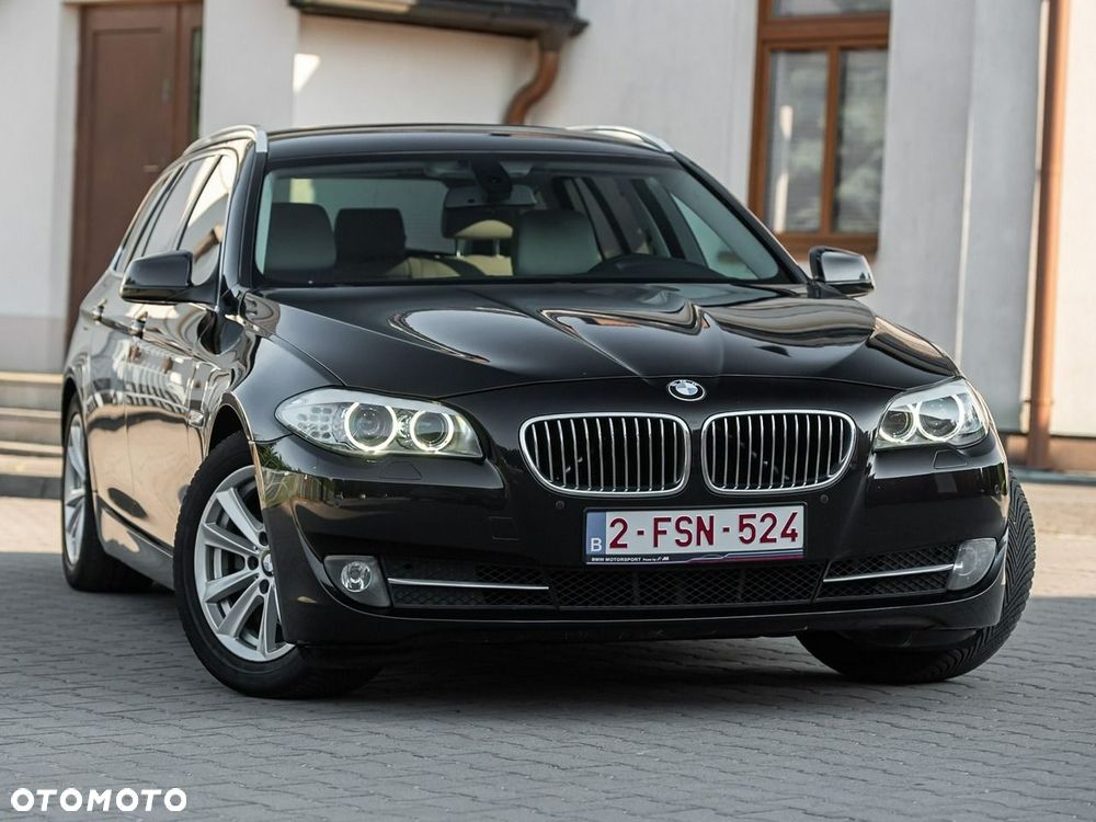 BMW Seria 5 520d Luxury Line - 4