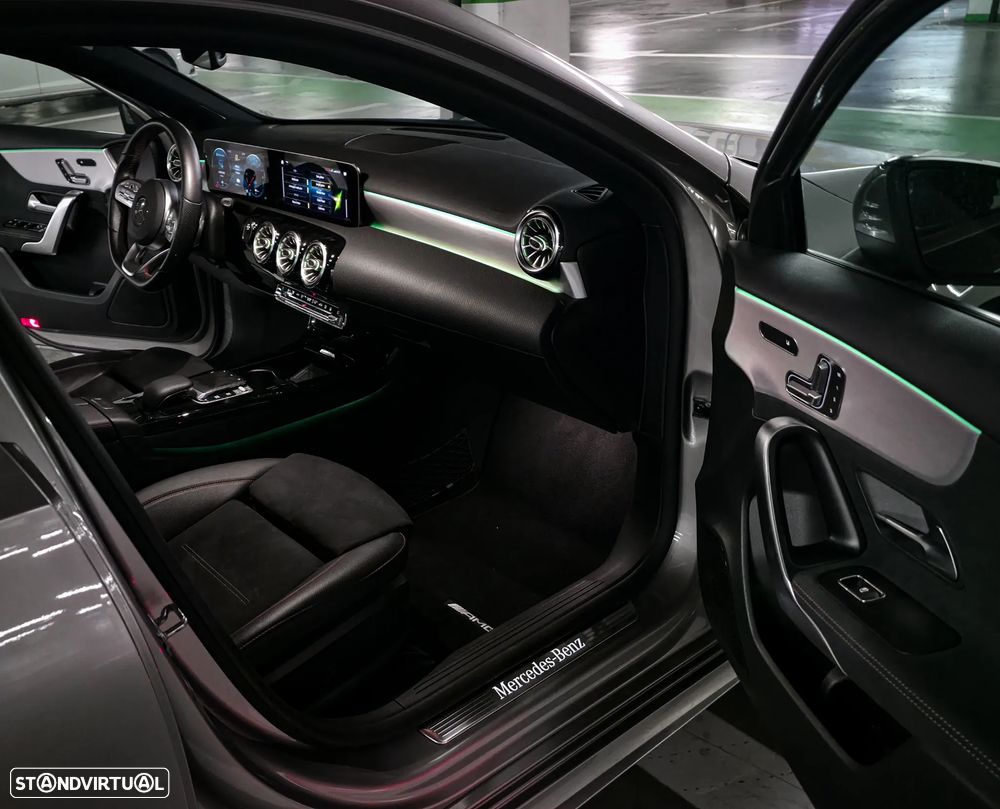 Mercedes-Benz A 250 e 8G-DCT AMG Line - 9