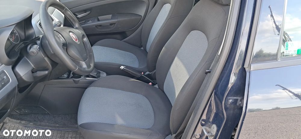 Fiat Grande Punto - 10