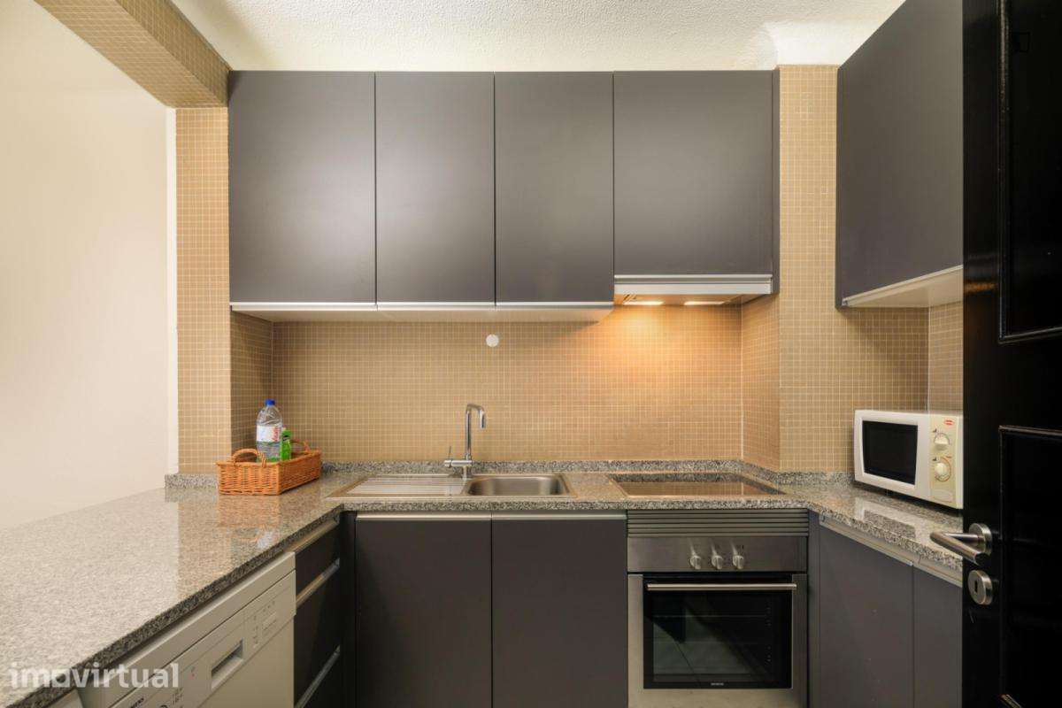 Apartamento com 1 quartos - localizado em Faro - Grande imagem: 3/7