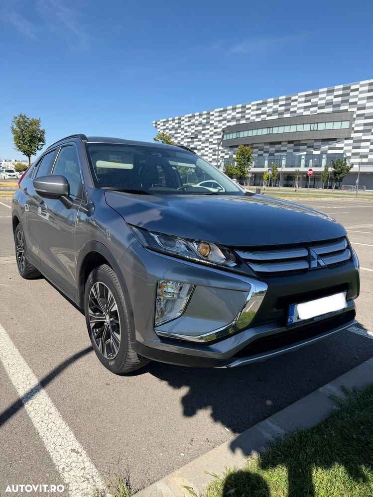 Mitsubishi Eclipse-Cross 1.5-litre 16-valve DOHC MIVEC 4X4 Invite+ Aut. - 2