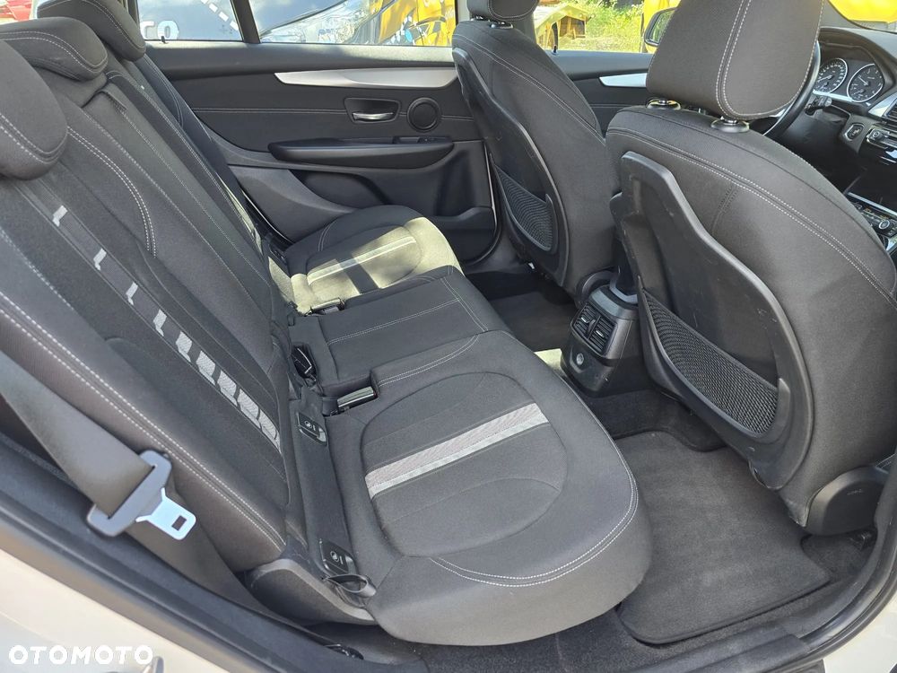 BMW Seria 2 218d GT xDrive Advantage - 13
