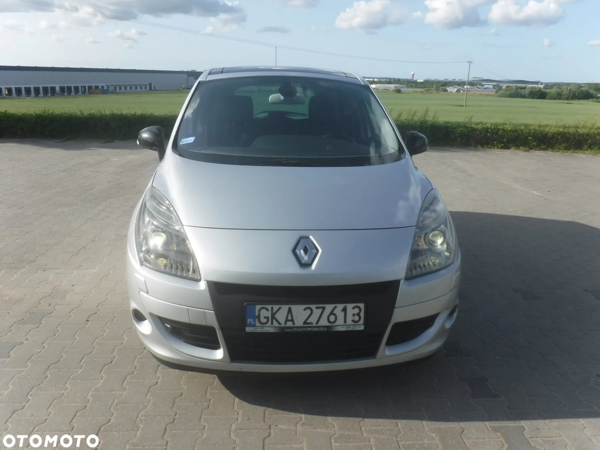 Renault Scenic 2.0 dCi Privilege - 4