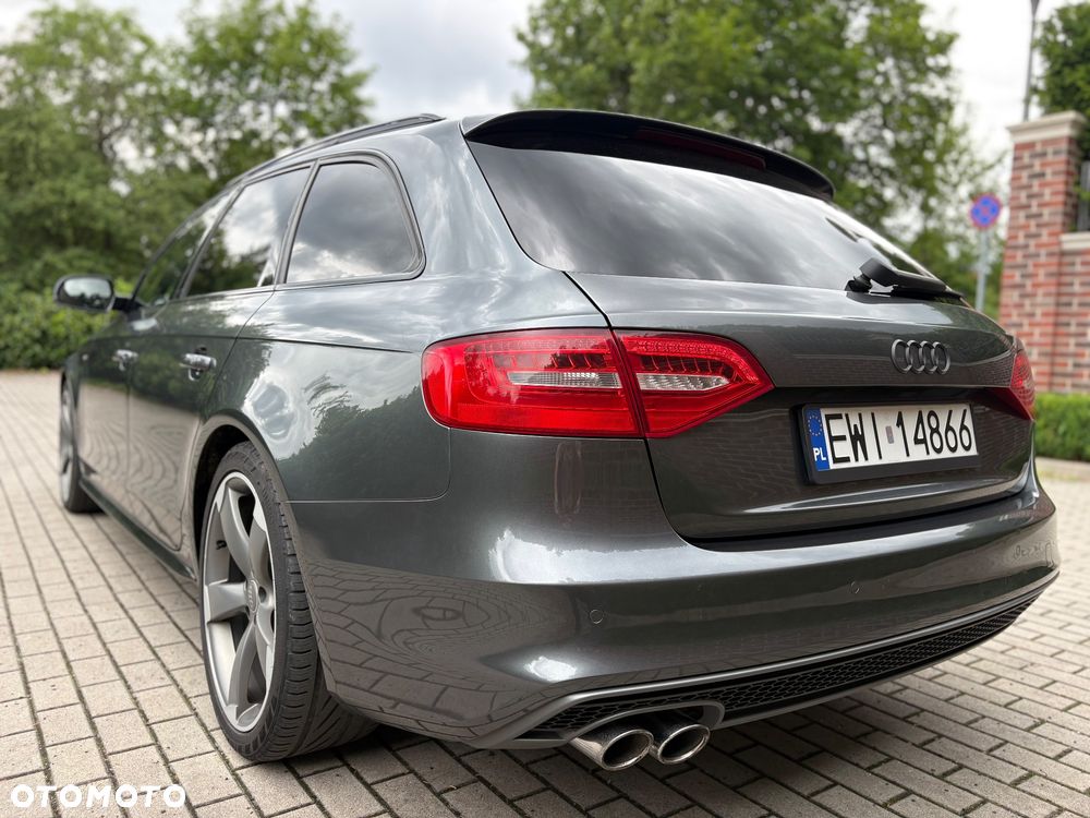 Audi A4 Avant 2.0 TDI Quattro S tronic - 7
