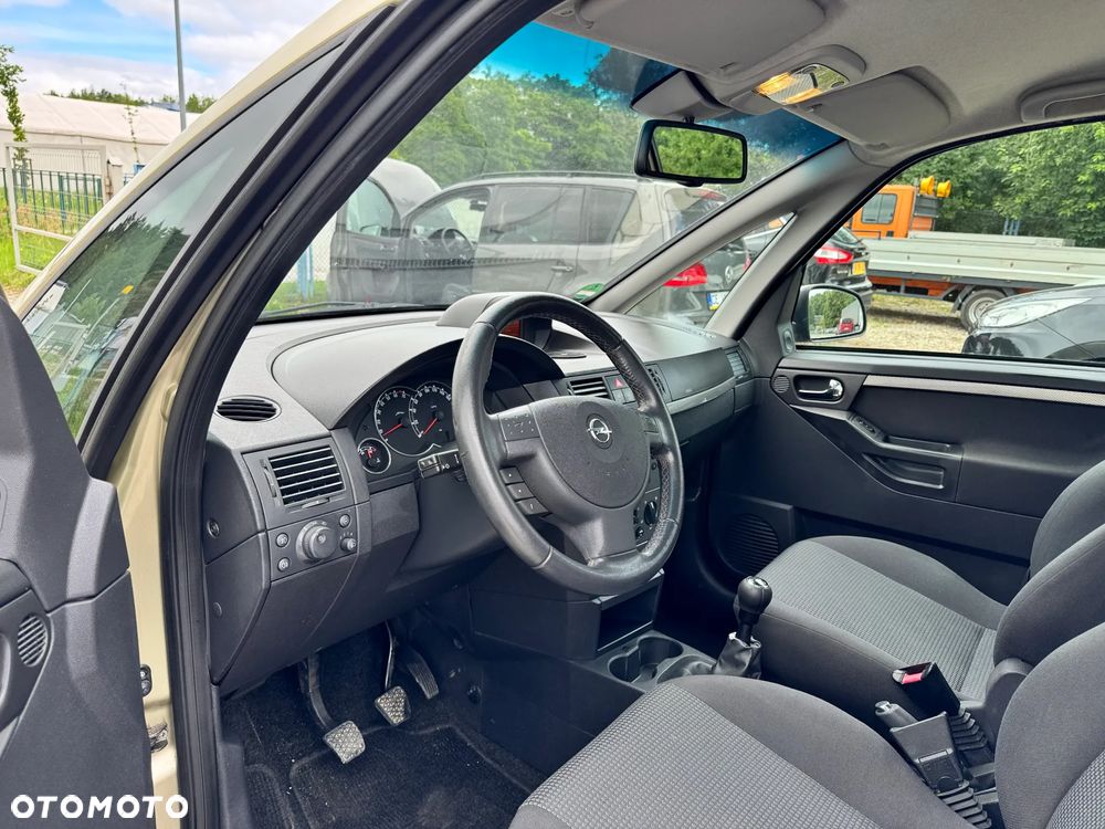 Opel Meriva 1.4 Essentia - 17
