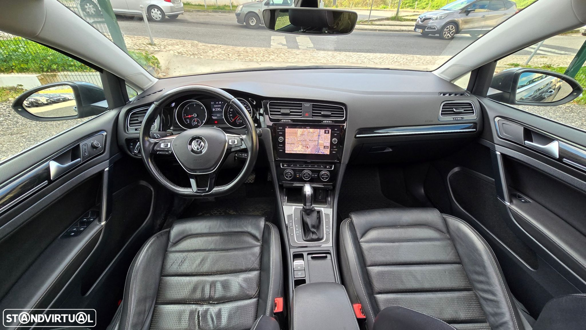 VW Golf Variant 1.6 TDi Highline DSG - 10