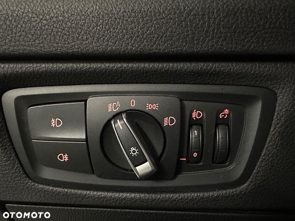 BMW Seria 1 - 28