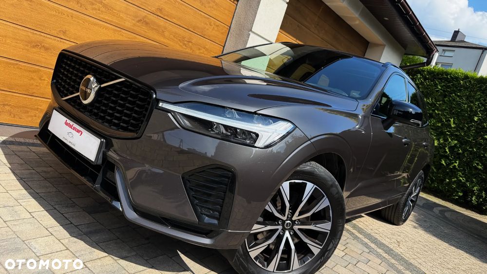 Volvo XC 60 B4 D AWD Ultimate Bright - 2