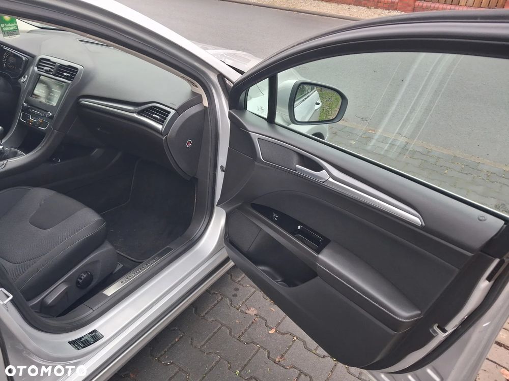 Ford Mondeo 2.0 TDCi Start-Stopp Titanium - 23