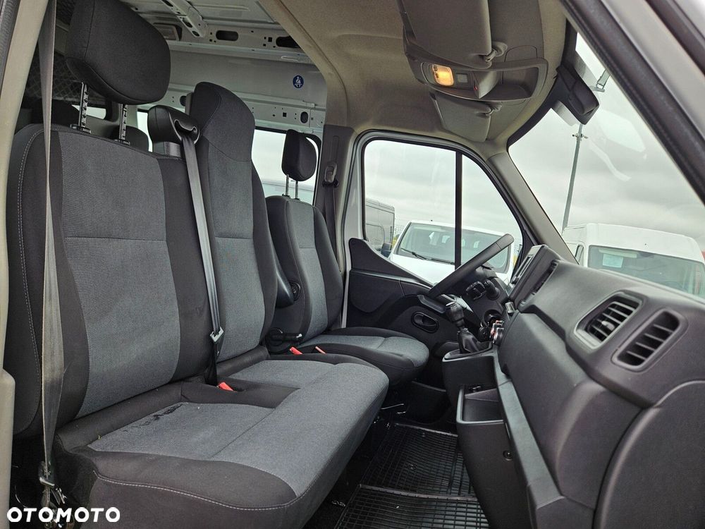 Renault Master L3H2 *109999zł Netto* Brygadówka 7 osób 2.3 dCi/150KM - 26