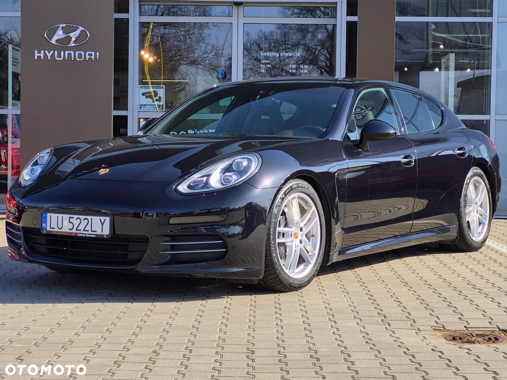 Porsche Panamera 4 Edition - 1